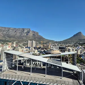 Luxurious 1 Bedroom Apartment