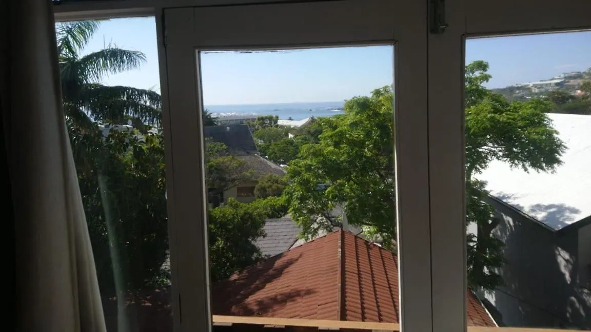 Apartment Independent Quaint Flat, Close To Beach Kapstadt
